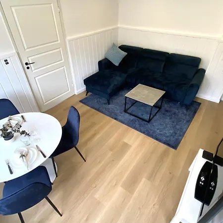 Center Maneezi Appartamento