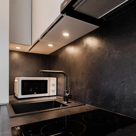 Center Maneezi * Ταλίν