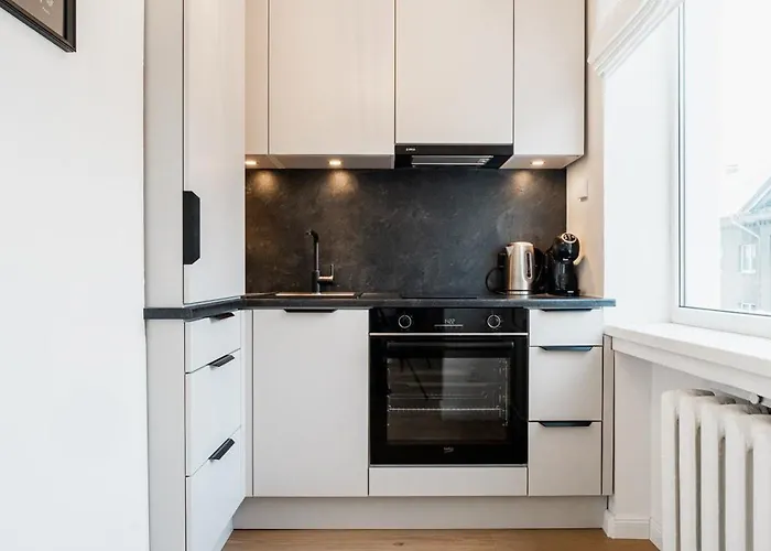 Center Maneezi Apartman