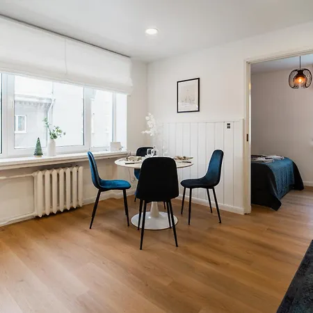 Apartment Center Maneezi