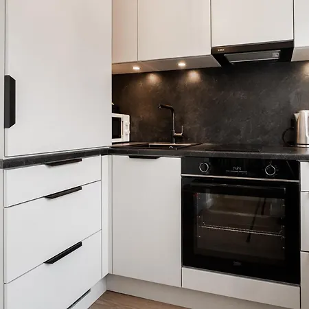 Center Maneezi Apartment